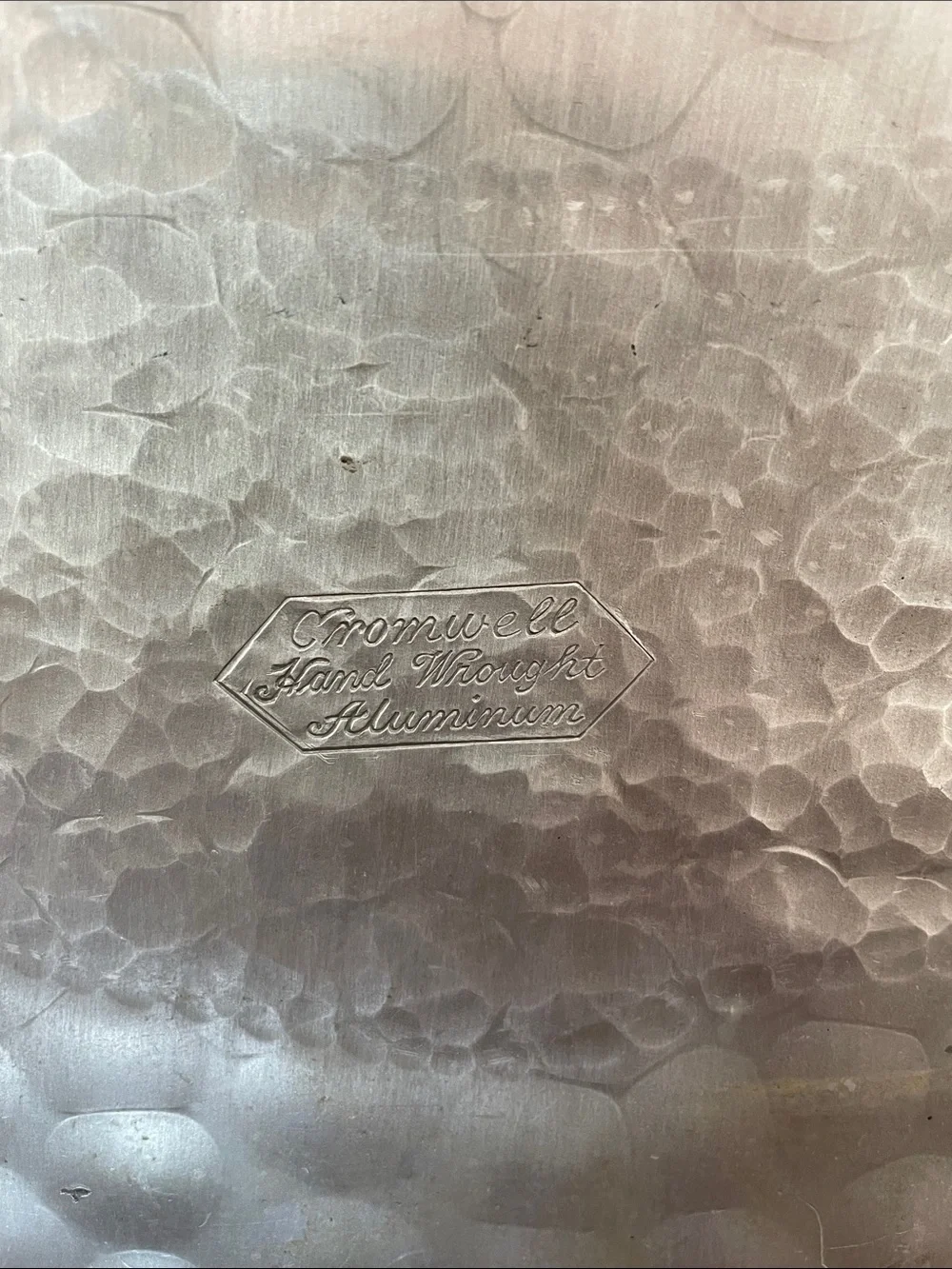 VNT Hammered Aluminum Tray with Embossed Deer & Flower
